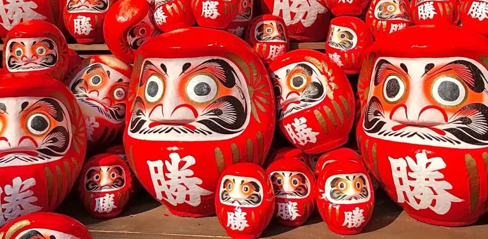 Katsuo-ji วัดดารุมะแห่งโอซาก้า ขอพรชัยชนะ ท่ามกลางขุนเขา